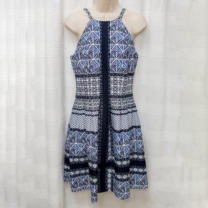 Patterned Fit & Flare Dress w. POCKETS
